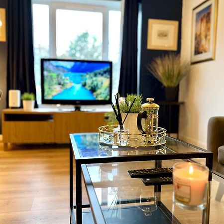 Apartament Ground Floor Flat With Free Parking & Wifi Glasgow Zewnętrze zdjęcie