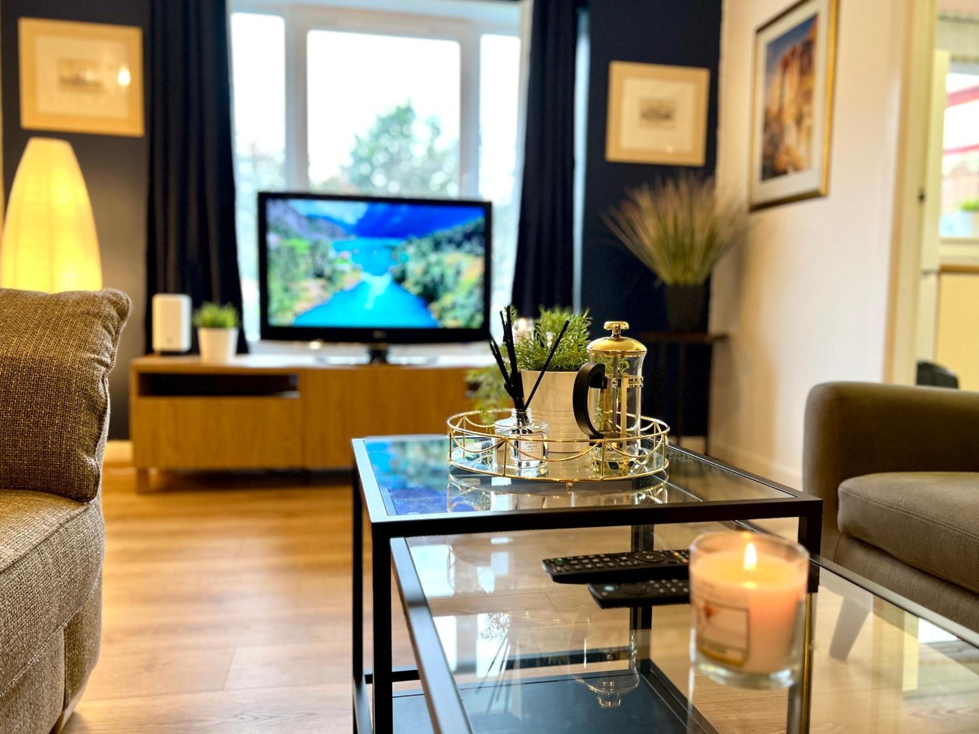 Apartament Ground Floor Flat With Free Parking & Wifi Glasgow Zewnętrze zdjęcie