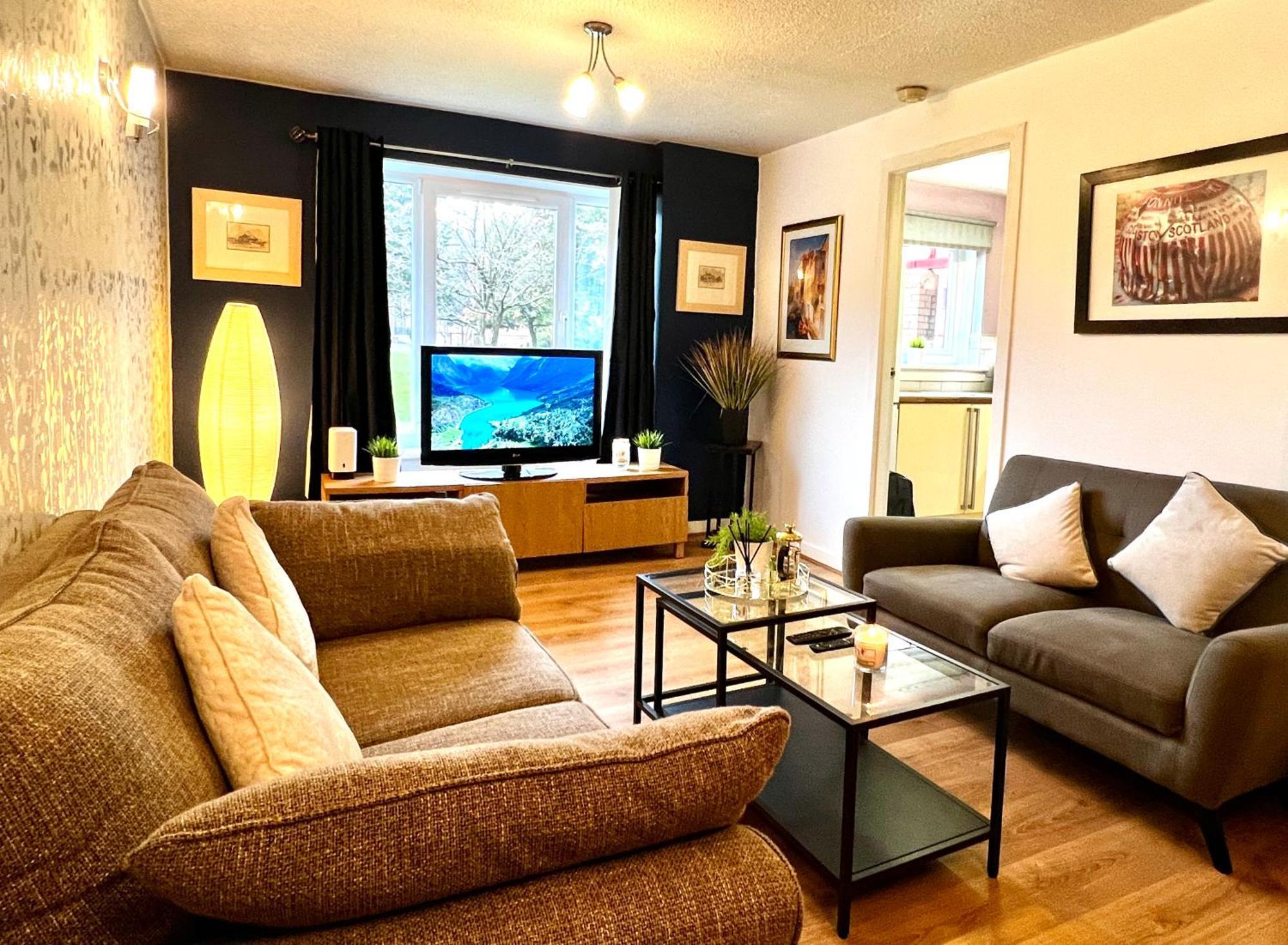 Apartament Ground Floor Flat With Free Parking & Wifi Glasgow Zewnętrze zdjęcie