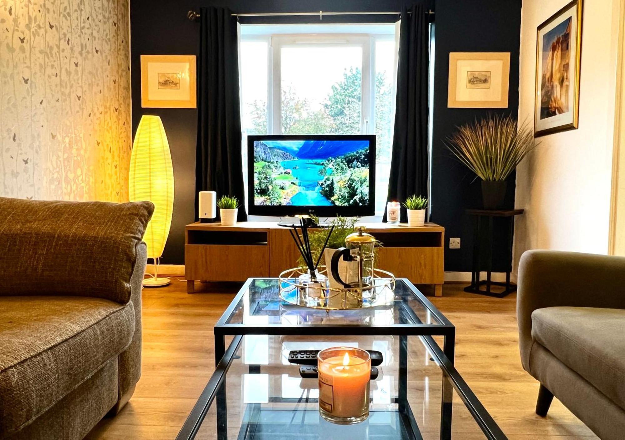Apartament Ground Floor Flat With Free Parking & Wifi Glasgow Zewnętrze zdjęcie
