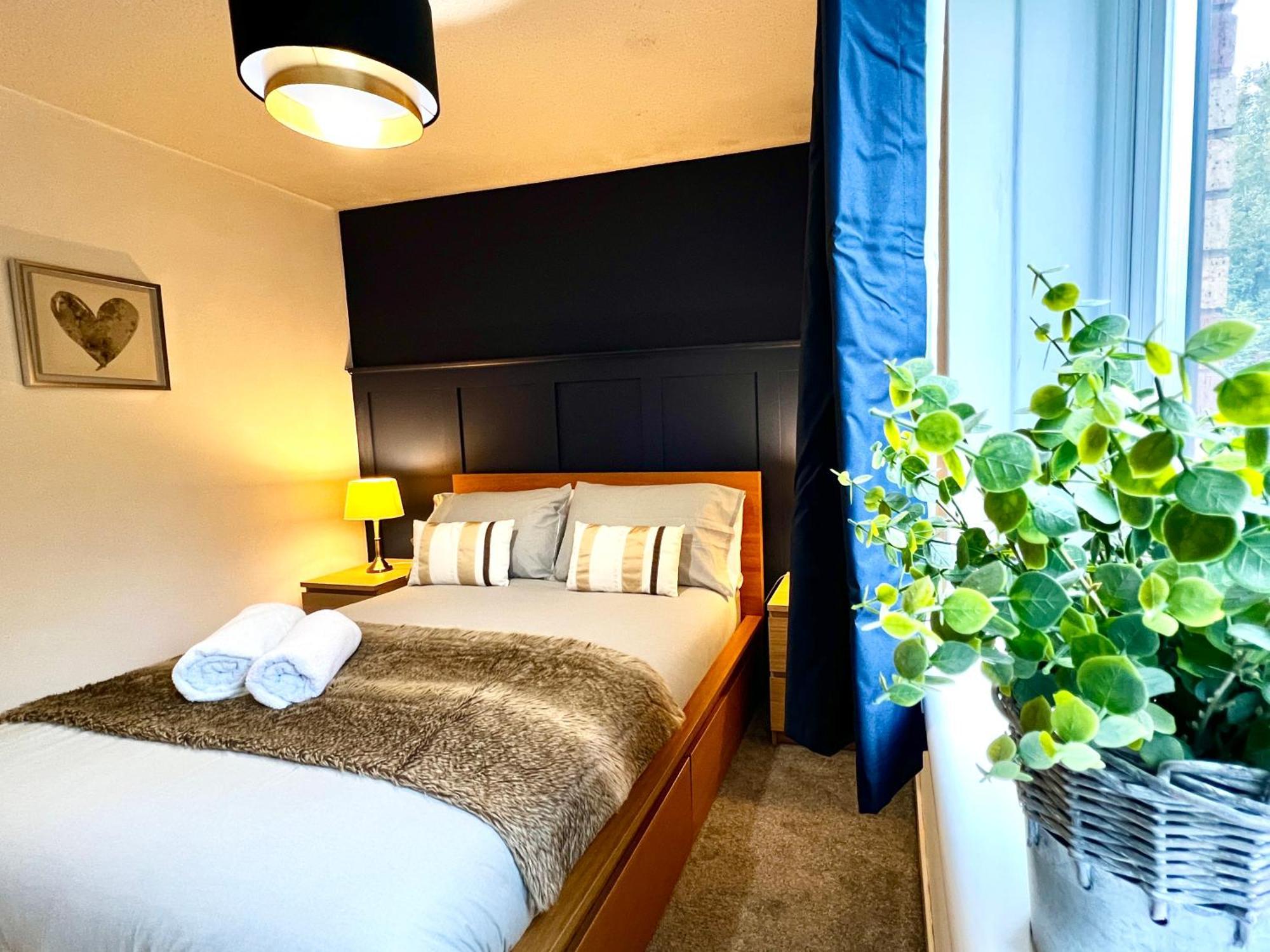 Apartament Ground Floor Flat With Free Parking & Wifi Glasgow Zewnętrze zdjęcie