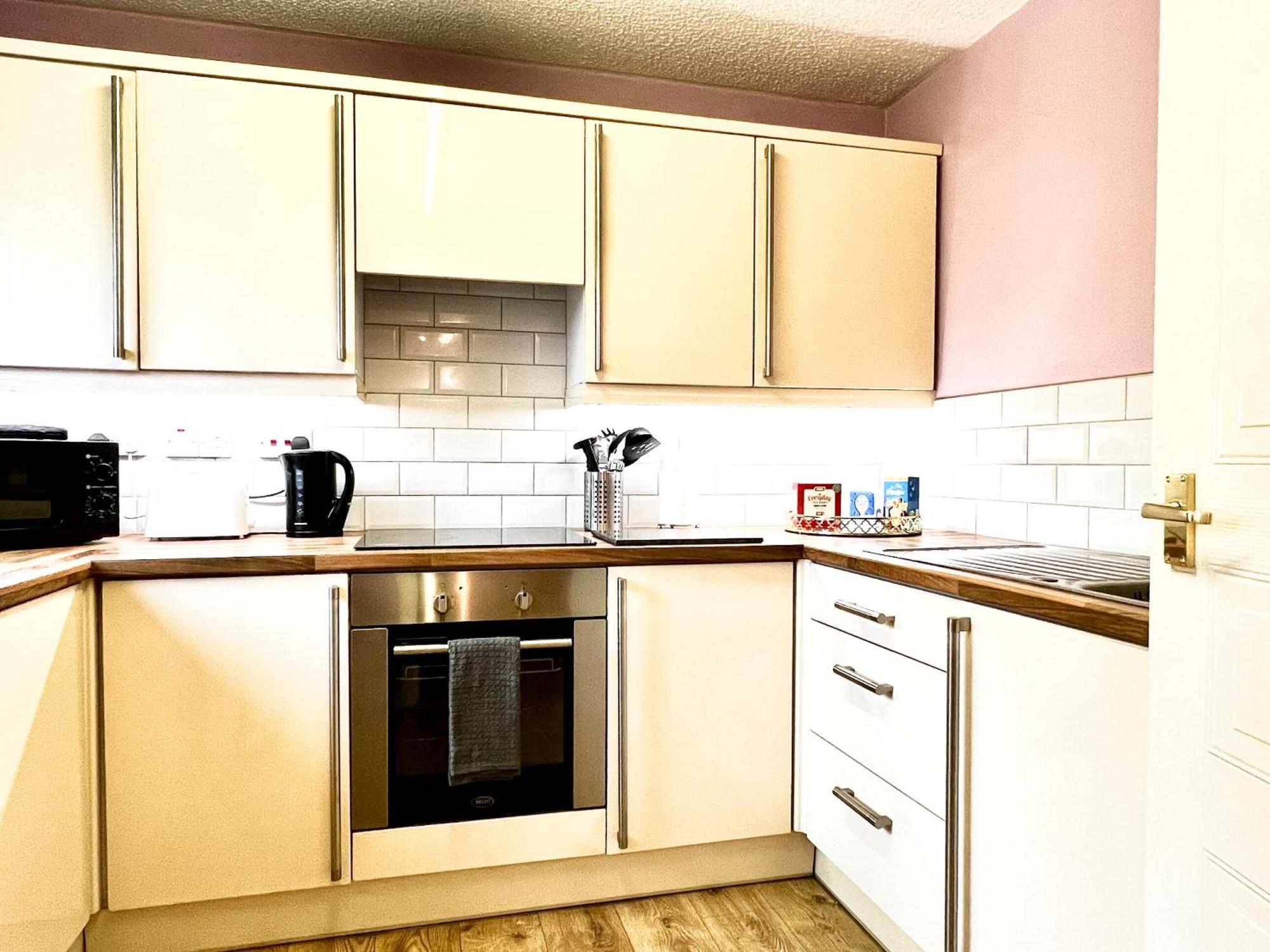 Apartament Ground Floor Flat With Free Parking & Wifi Glasgow Zewnętrze zdjęcie